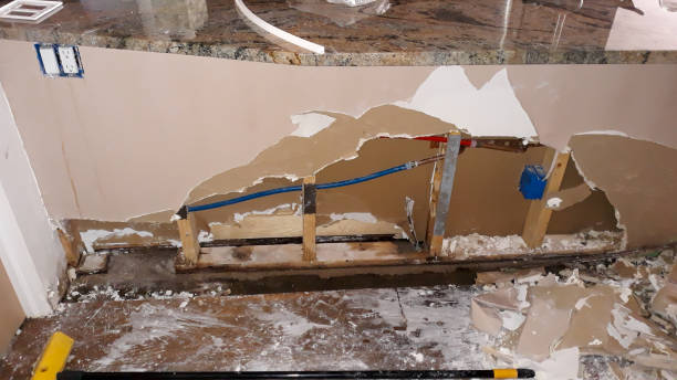 Reliable Hugoton, KS Water damage restoration Solutions